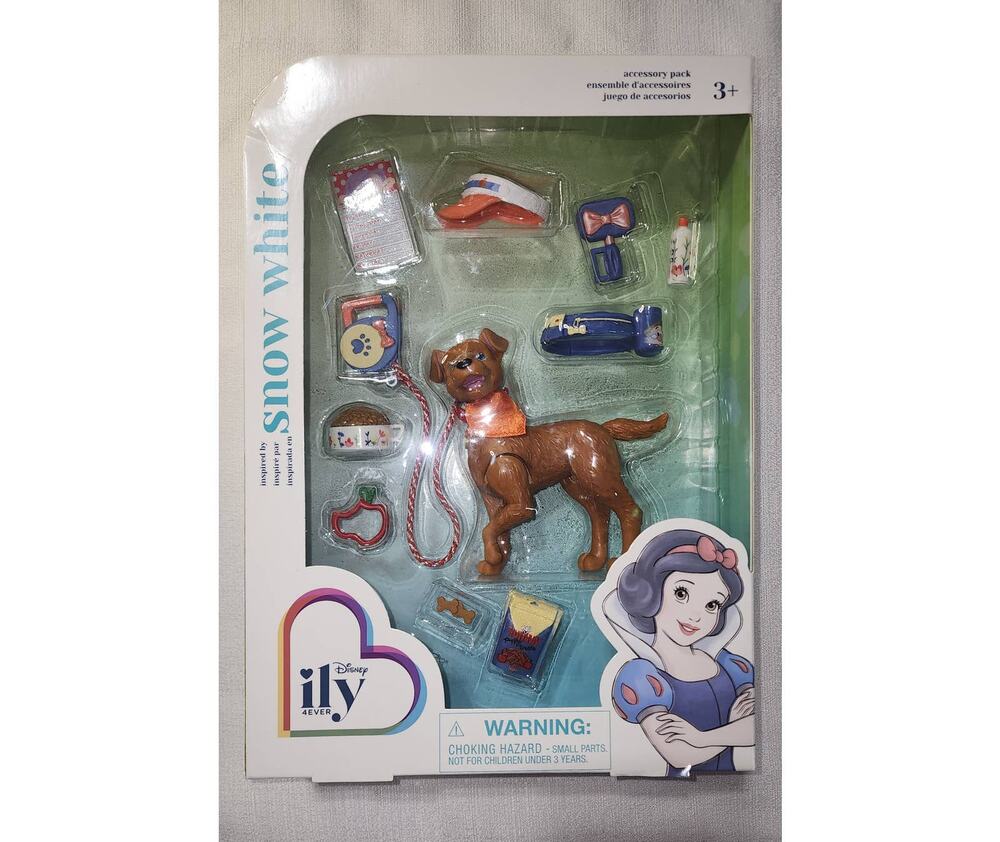 Disney Store Snow White ily 4EVER Accessory Pack with Dog